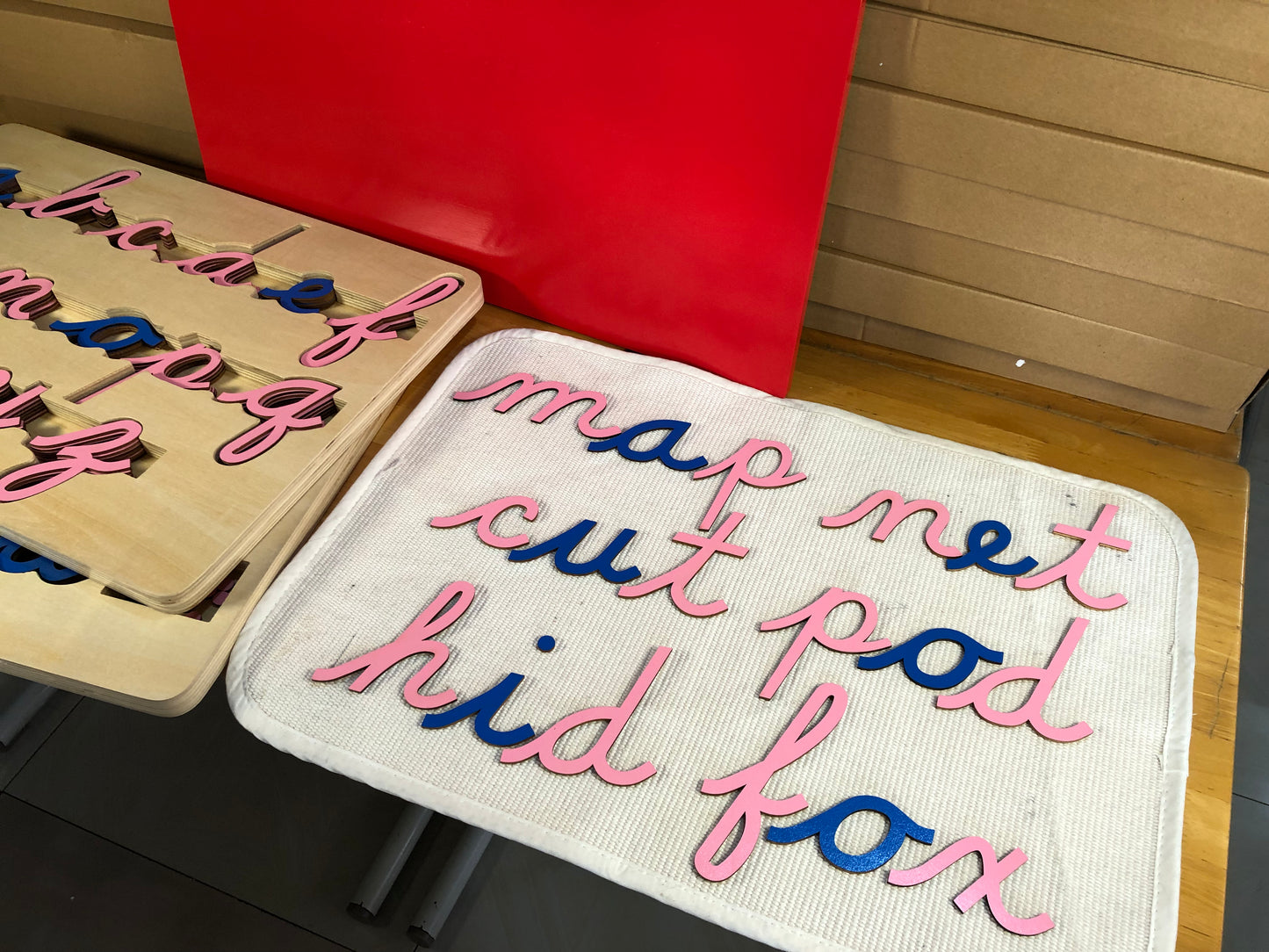 Large Movable Alphabet English Cursive in Configured Boards